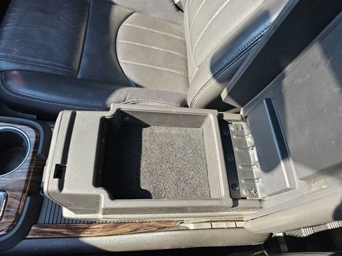 Used 2015 GMC Acadia Denali image 45