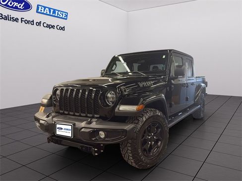 Used 2022 Jeep Gladiator Willys image 2