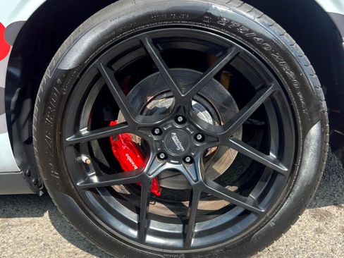 Used 2017 Dodge Challenger SRT Hellcat image 16