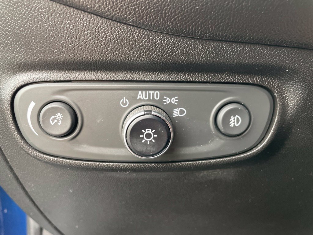 Used 2020 Chevrolet Equinox LT AWD/4WD image 32
