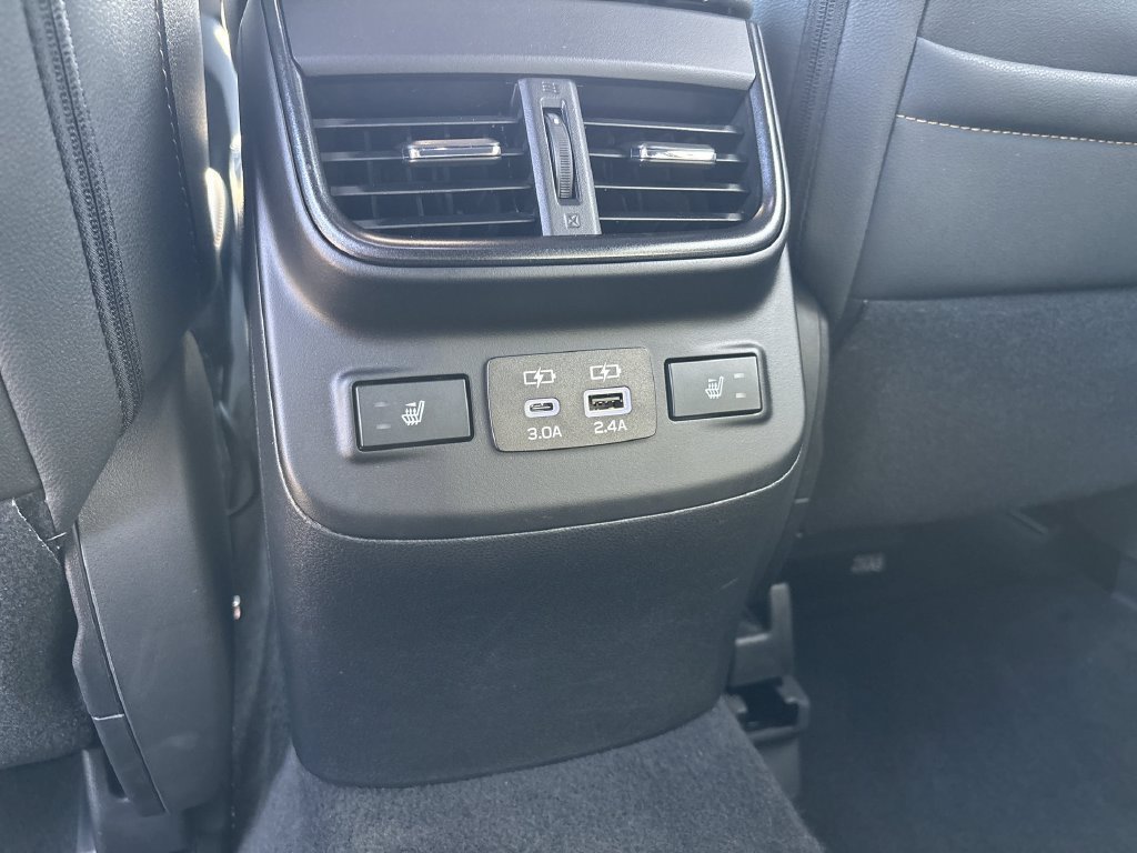 Used 2025 Subaru Outback Wilderness AWD/4WD image 18