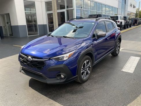 Used 2024 Subaru Crosstrek 2.0i Premium image 4