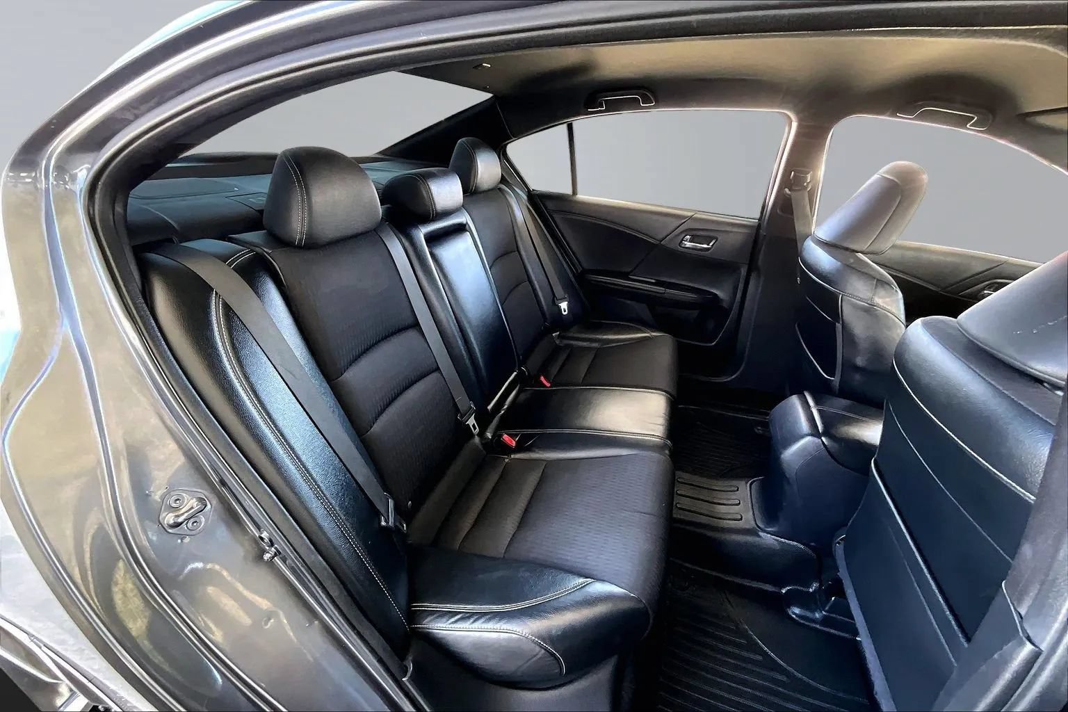 Used 2017 Honda Accord Sport image 22