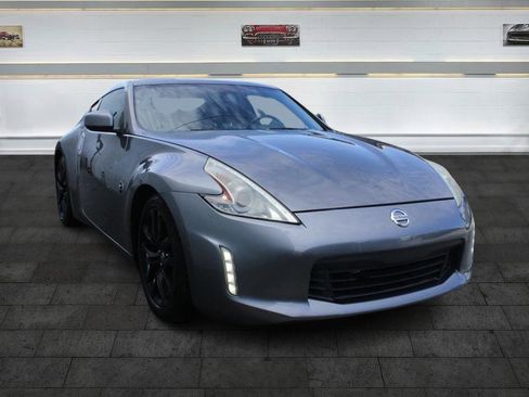 Used 2016 Nissan 370Z Coupe image 1