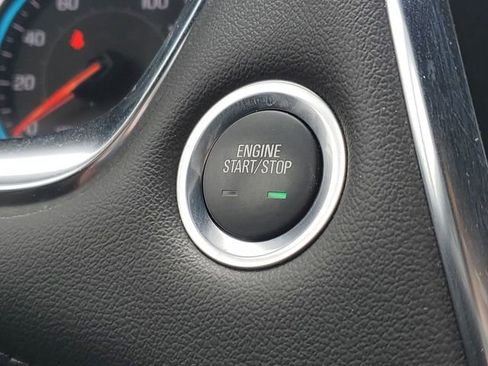 Certified 2023 Chevrolet Traverse LT FWD image 16