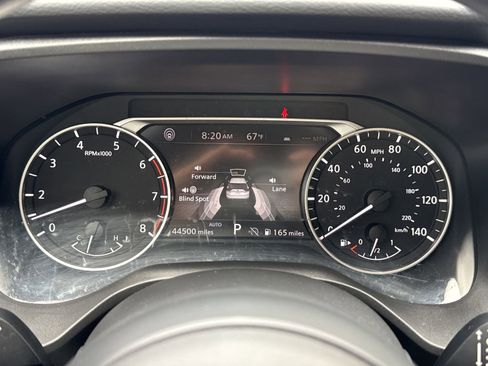Used 2024 Nissan Rogue SV AWD/4WD image 18