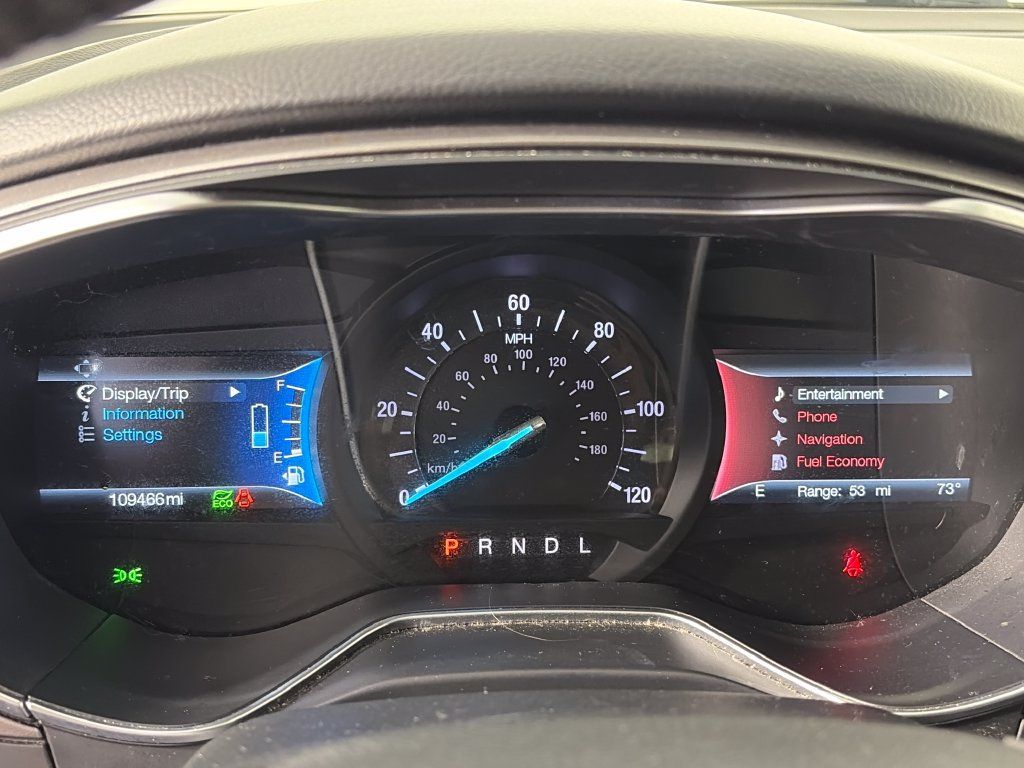 Used 2018 Ford Fusion SE w/ Equipment Group 602A FWD image 15