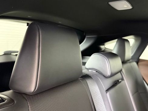 Used 2021 Toyota Venza Limited w/ Advanced Technology Package image 29