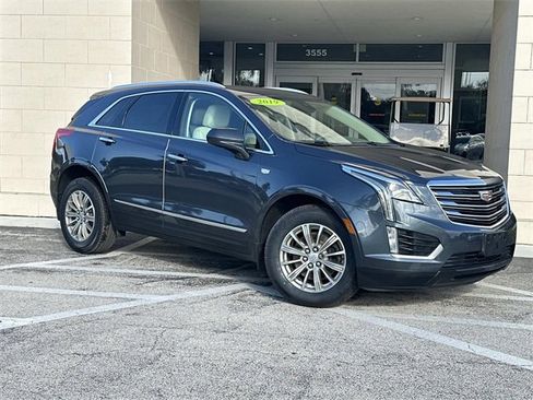 Used 2019 Cadillac XT5 Luxury image 2