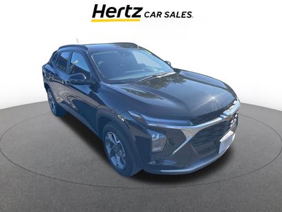 Used 2025 Chevrolet Trax LT