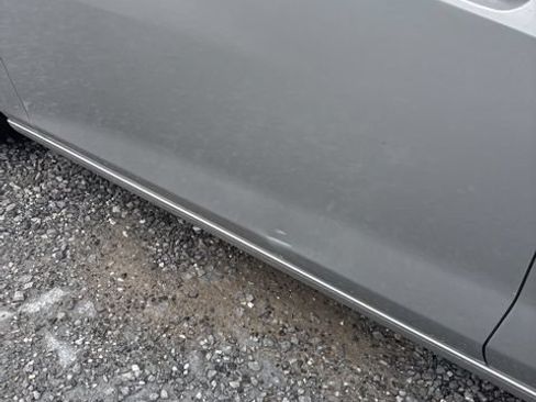 Used 2016 Chevrolet Malibu LT FWD image 9