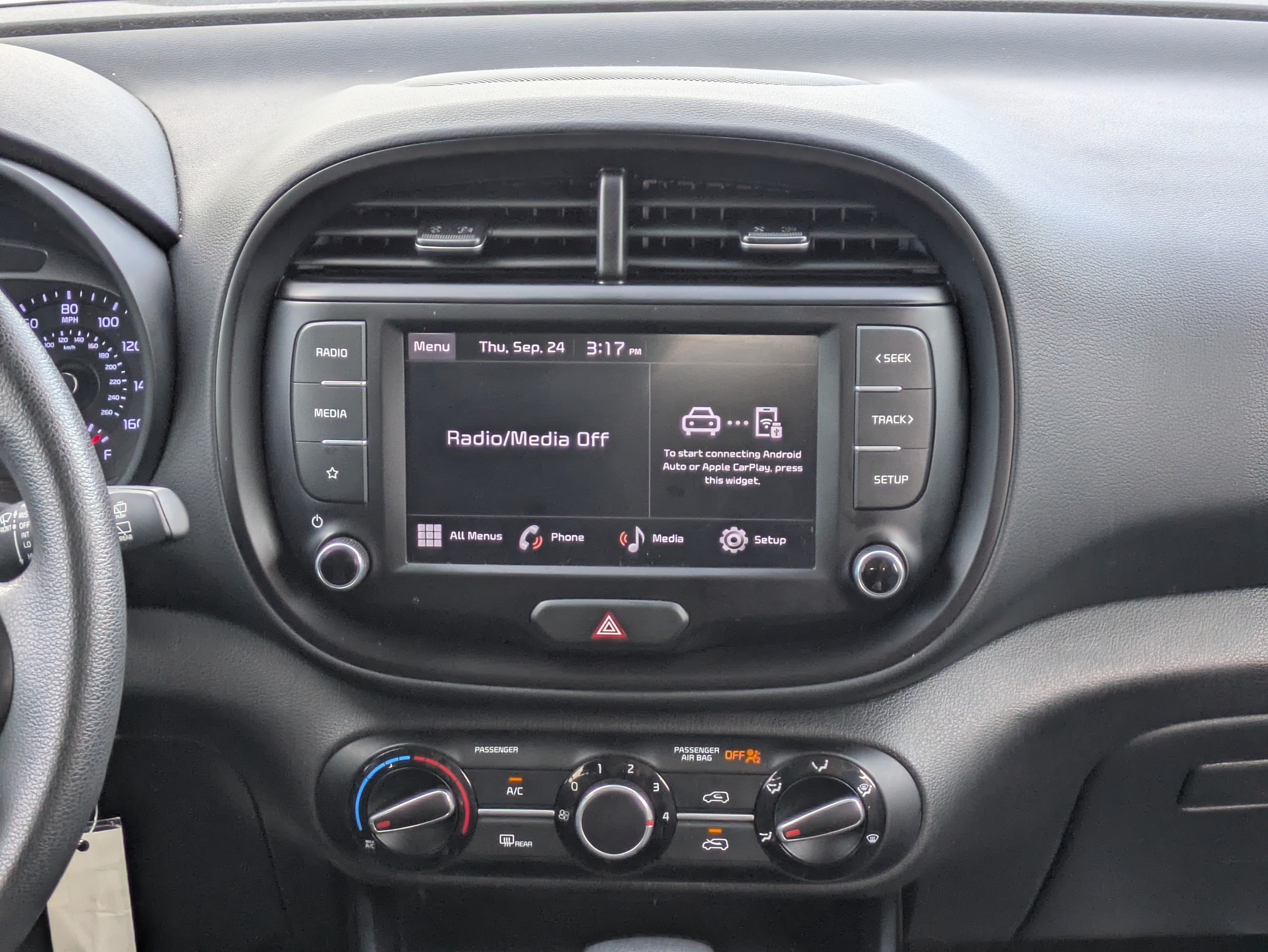 Used 2022 Kia Soul LX FWD image 18