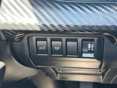 Used 2026 Subaru Ascent Premium AWD/4WD image 31