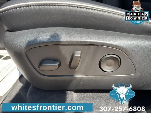 Used 2025 Buick Enclave Preferred AWD/4WD image 11