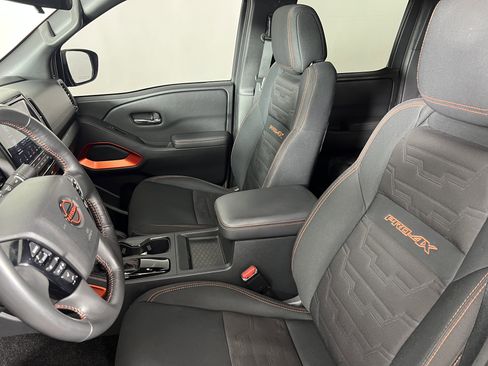 Used 2022 Nissan Frontier PRO-4X w/ Technology Package image 14