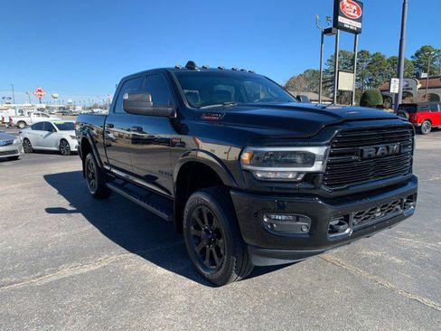 Used 2020 RAM 2500 Laramie w/ Night Edition image 5