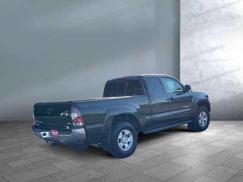 Used 2012 Toyota Tacoma 4x4 Access Cab image 6