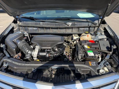Used 2019 Cadillac XT5 Luxury FWD image 21