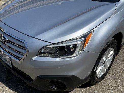 Used 2017 Subaru Outback 2.5i AWD/4WD image 25