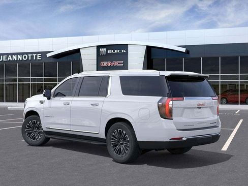 New 2026 GMC Yukon XL Elevation image 3