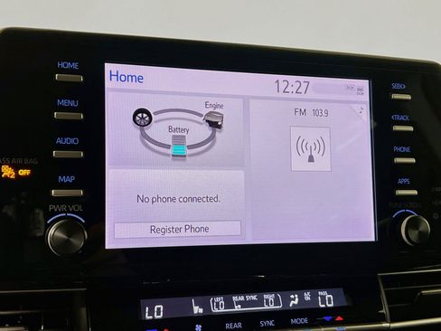 Used 2024 Toyota Sienna XLE FWD image 27
