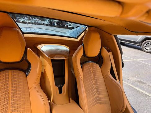 Used 2023 Chevrolet Corvette Stingray Premium Conv w/ Z51 Performance Package RWD image 34