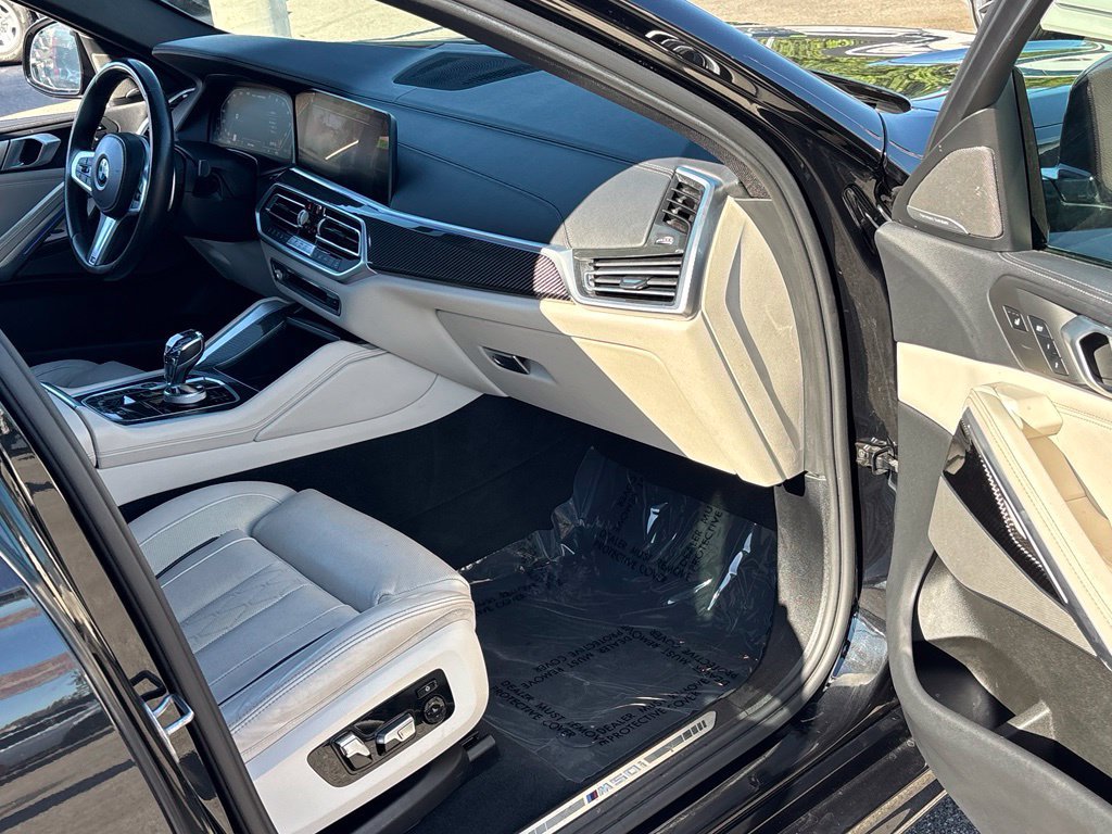 Used 2021 BMW X6 M50i w/ Executive Package AWD/4WD image 26