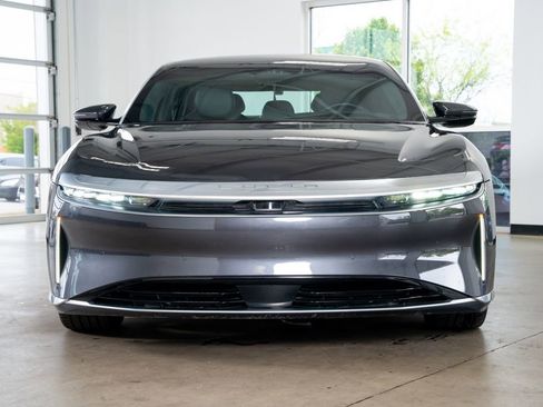 Used 2024 Lucid Air Touring image 3
