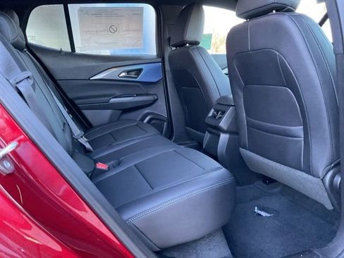 New 2026 Chevrolet Equinox EV LT image 14