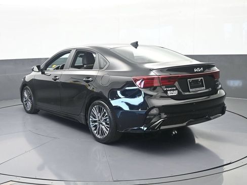Used 2024 Kia Forte GT-Line w/ GT-Line Premium Package FWD image 4
