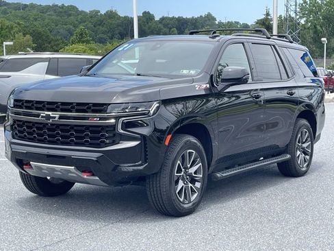 Used 2021 Chevrolet Tahoe Z71 w/ Z71 Signature Package image 13