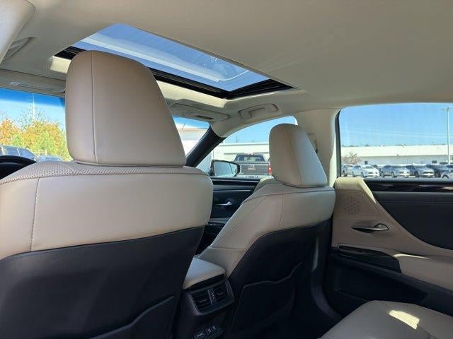 Used 2021 Lexus ES 350 w/ Premium Package FWD image 23