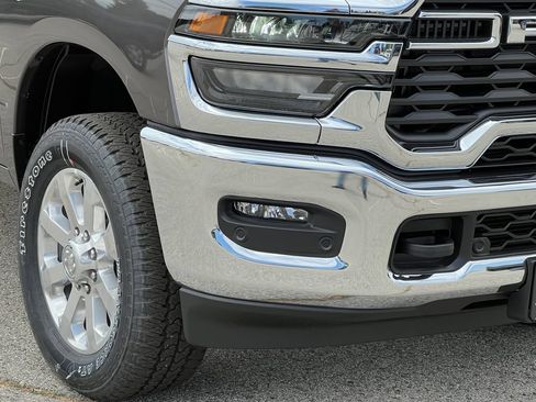 New 2026 RAM 2500 Big Horn AWD/4WD image 14