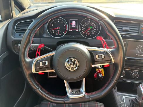 Used 2017 Volkswagen GTI S FWD image 12