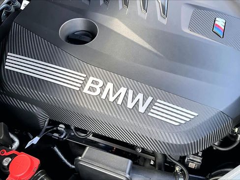 New 2026 BMW X6 xDrive40i w/ Premium Package image 17