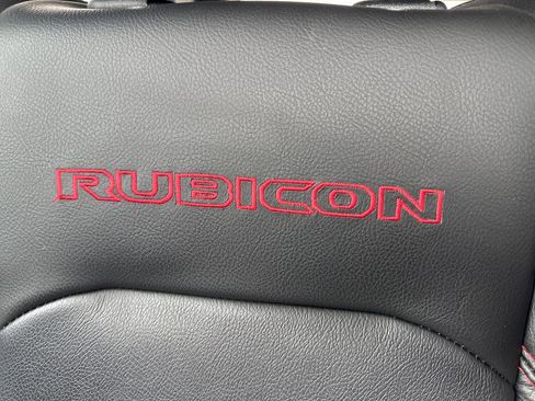 Used 2022 Jeep Gladiator Rubicon w/ LED Lighting Group image 27