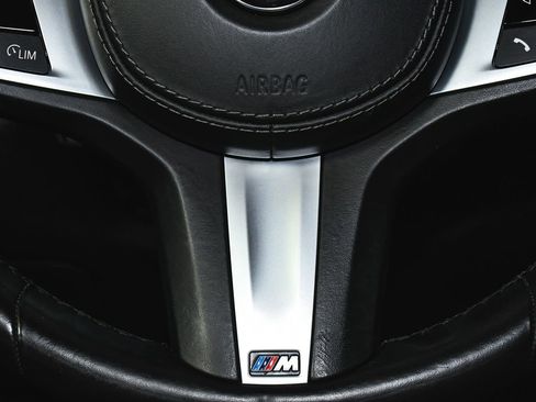 Used 2021 BMW X5 M50i w/ Premium Package AWD/4WD image 40