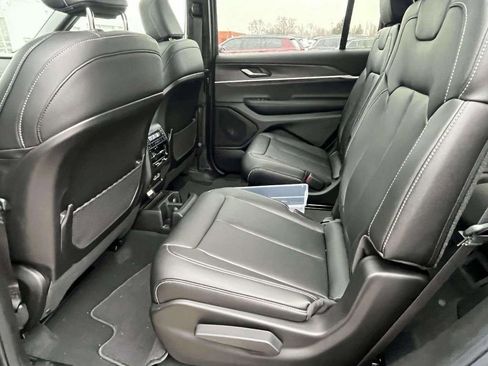 New 2025 Jeep Grand Cherokee L Limited w/ Black Appearance Package image 7