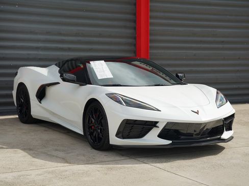 Used 2023 Chevrolet Corvette Stingray Convertible w/ 1LT image 8