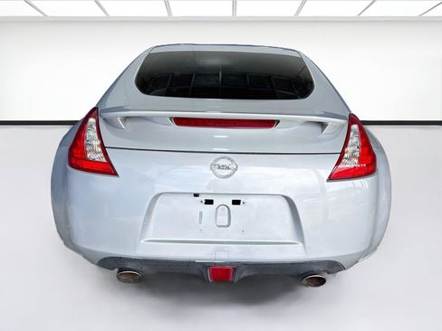 Used 2014 Nissan 370Z Coupe w/ Sport Package RWD image 5