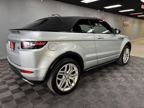 Used 2018 Land Rover Range Rover Evoque SE Dynamic image 23