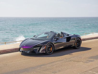 New 2025 McLaren Artura Spider