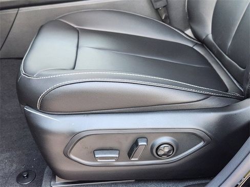 New 2025 Jeep Grand Cherokee L Limited image 19