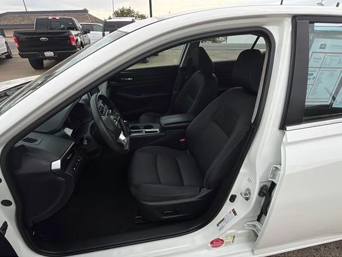 Used 2020 Nissan Altima 2.5 S FWD image 10