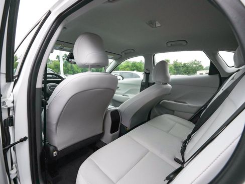 Used 2024 Hyundai Kona SE AWD/4WD image 39