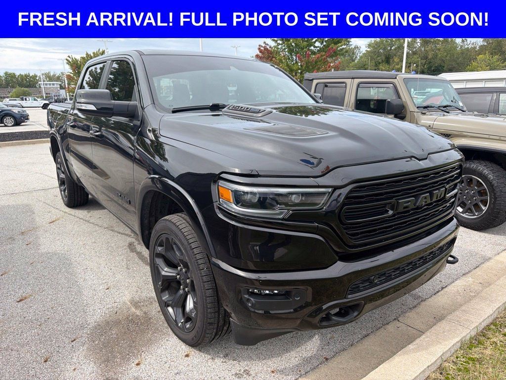 Used 2022 RAM 1500 Limited AWD/4WD image 2