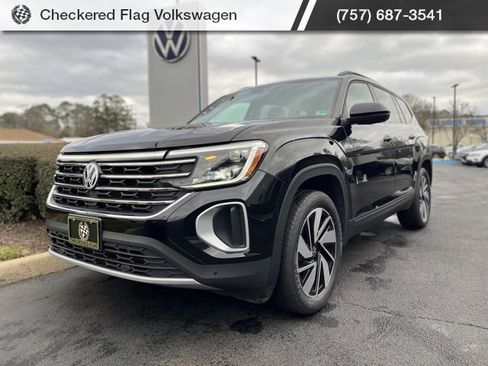 Used 2024 Volkswagen Atlas SE image 1