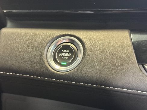 Used 2021 Cadillac Escalade ESV Sport w/ Driver Assist Tech Package AWD/4WD image 31