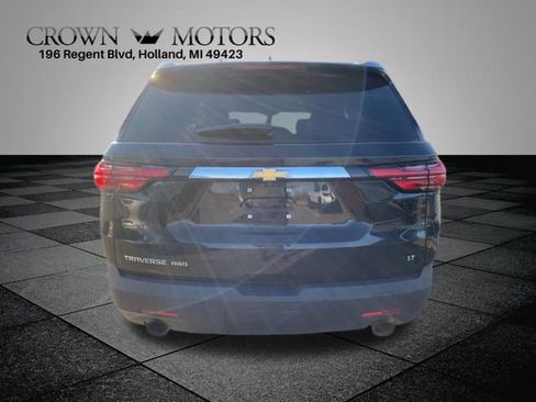 Used 2023 Chevrolet Traverse LT w/ LT Premium Package image 11