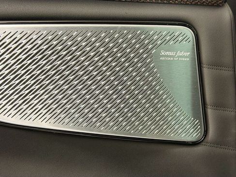 Used 2025 Maserati Grecale Folgore AWD/4WD image 19
